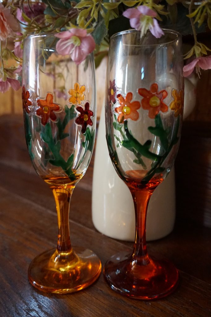 flutes avec motifs fleurs peintes à la main