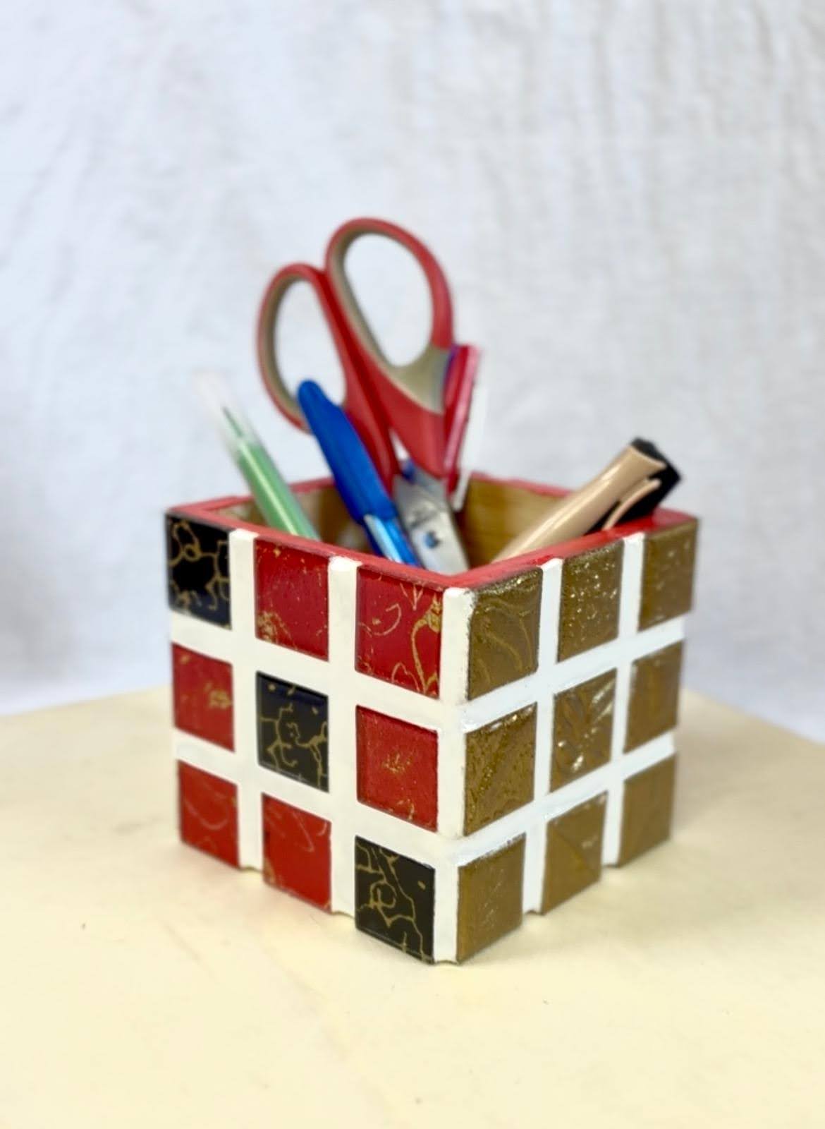 pot à crayons en mosaïque